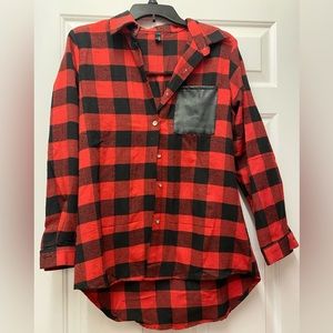 NWOT Zanzea red/black Buffalo check button down flannel, size L